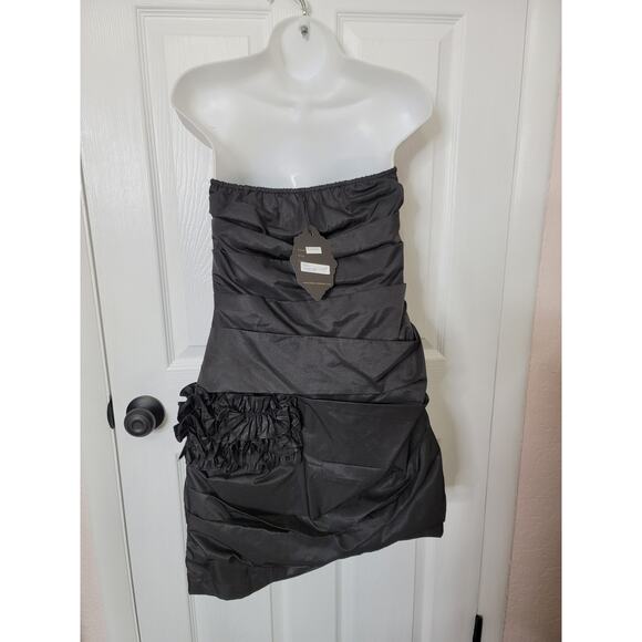 Black-Collection Strapless Layered Ruffled Mini Dress Size MEDIUM - Picture 4 of 8